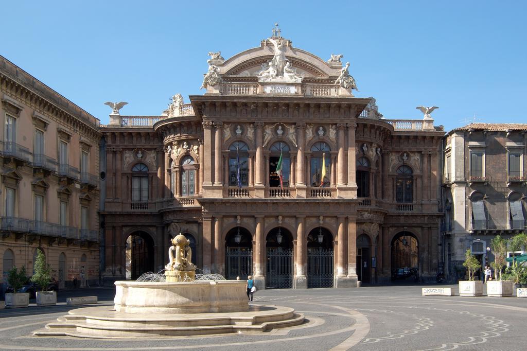 Appartamento Al Teatro Massimo Катанія Екстер'єр фото